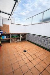 Piso en Villa de Otura. Piso en pleno centro de otura !!