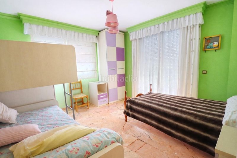 Foto bf6673de-5295-43b8-a561-a3d22e620cea. Casa amb aparcament piscina a Güevéjar