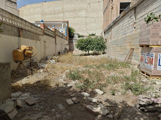 Wohngrundstück in Maracena. Terreno urbano