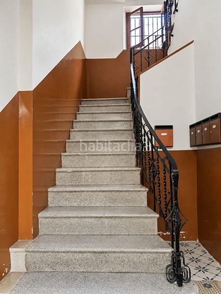 Foto c7f6ce52-e8c7-4b9d-ae37-be8877efdd7c. Piso  reformado en San Ildefonso Granada
