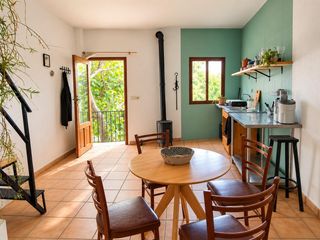 Casa a schiera in Bérchules. Casa en alcutar