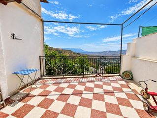 Maison jumelée à Bérchules. Casa en alcutar