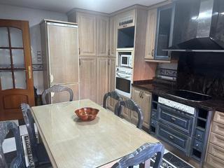 Appartement à San Ildefonso. Piso en plaza de toros