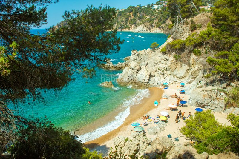 Foto 67e11d20-2642-495d-ab98-cd16eb931edd. Pis amb calefacció aparcament piscina a Santa Maria de Llorell Tossa de Mar
