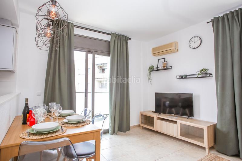 Foto 98e0f01a-9409-498c-8139-47081387354d. Lloguer apartament amb calefacció piscina a Fenals Lloret de Mar