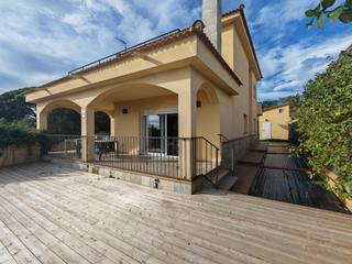 Casa  Bellmunt. Casa o chalet independiente en venta en calle bellmunt
