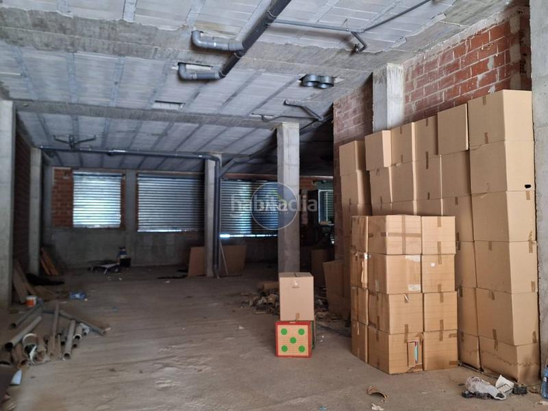 Foto bc72dd6d-3e5b-4751-a9e2-35b4bf0e40a5. Alquiler local comercial  de nueva construcción en alquiler en Olleria (l´)