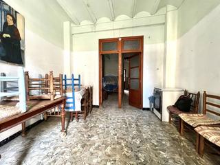 Casa  Vila. Casa de pueblo en el centro de lolleria