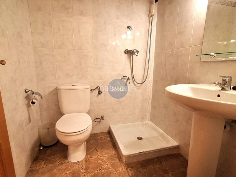 Foto fede18cd-610c-4505-afc9-e45ea0e924f9. Oficina  en venta en lolleria en Olleria (l´)