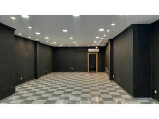 Lloguer Local Comercial  Batle. Local para todo tipo de comerciio, está ya preparado y listo par