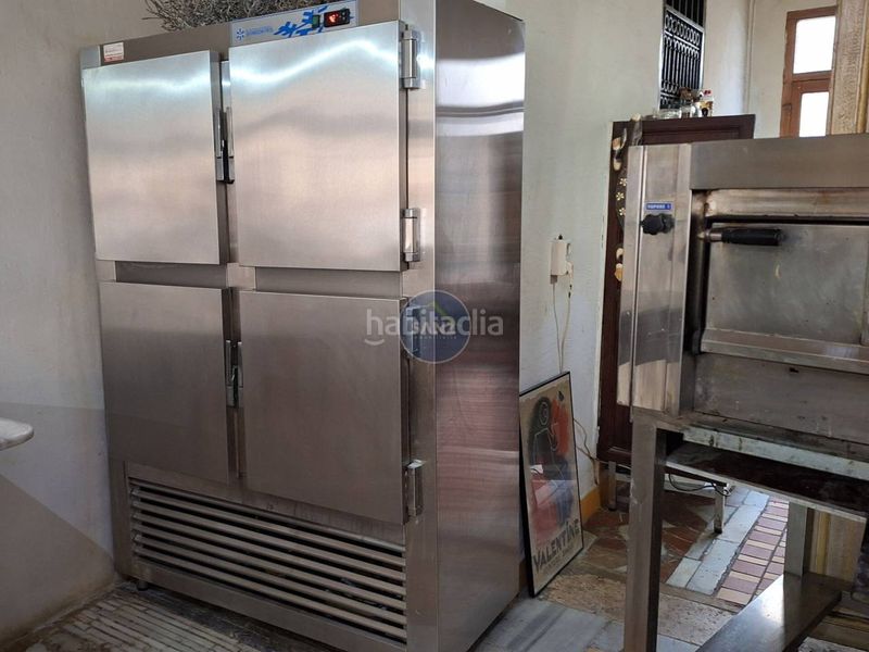 Foto 4a5fe70f-cdd9-40b4-a462-d7fb424b030d. Local comercial a Centro Ontinyent