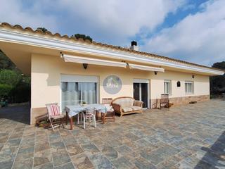 Xalet  Empedrat. Chalet a la venta en lolleria