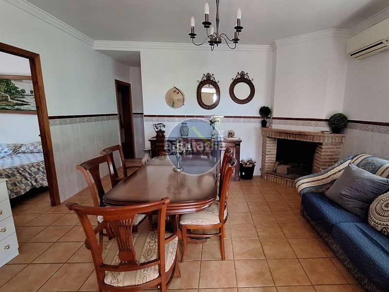 Foto 4e9893b7-338e-4302-ac47-011597bc4774. Location chalet avec piscine dans Olleria (l´)