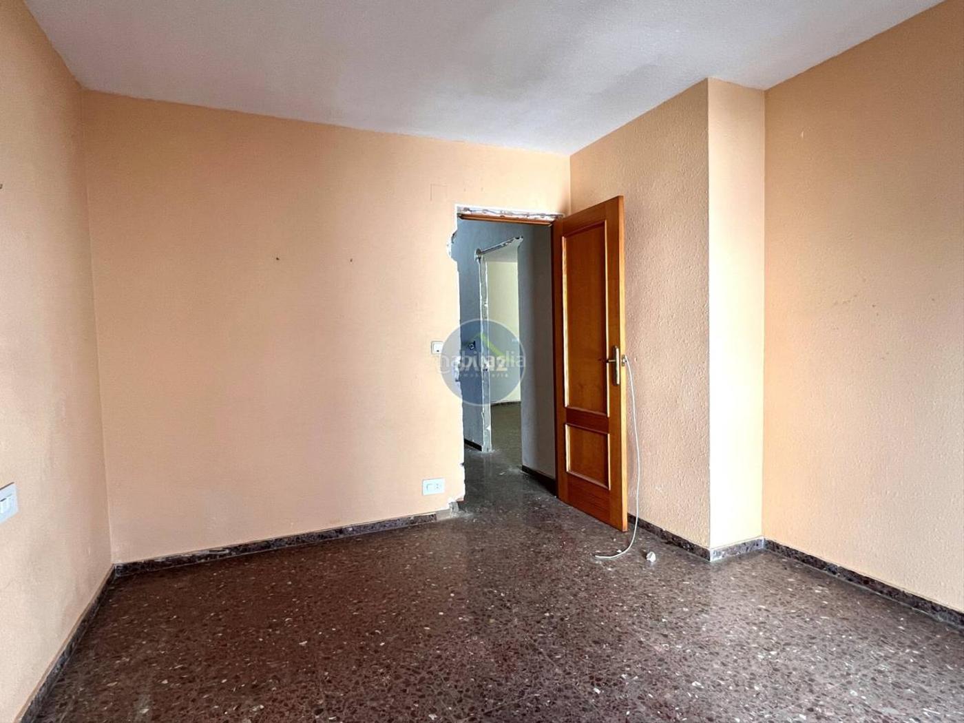Piso econmico a la venta en LOlleria Olleria (l)