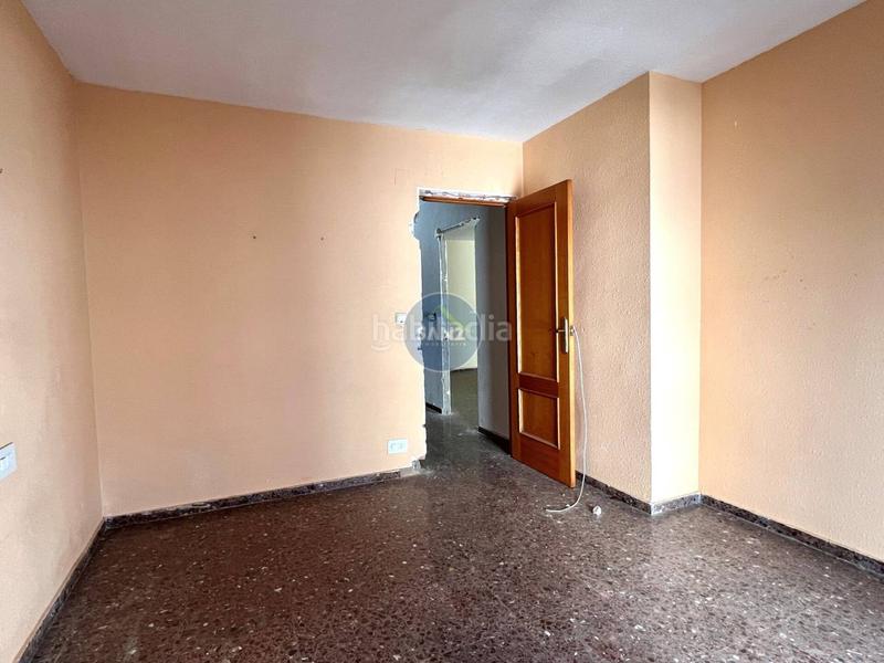 Foto 9bbcf0d6-a33c-4f8e-89d1-6d716cf9fe44. Piso  económico a la venta en lolleria en Olleria (l´)