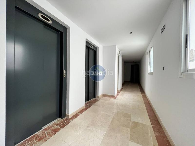 Foto 43d50534-d2f0-4553-88d8-3027e6c94d6f. Pis amb aparcament a Olleria (l´)