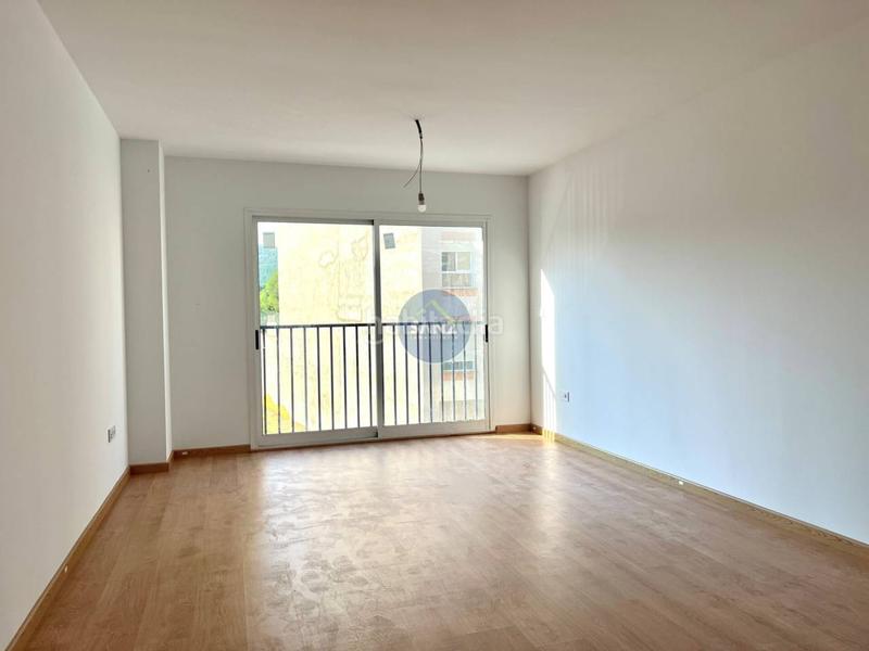 Foto 694866c4-5003-42d9-b3fe-7d8991a741ca. Pis amb aparcament a Olleria (l´)