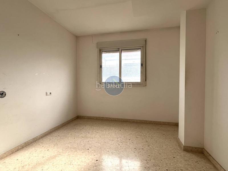 Foto 91d16336-e082-4f05-82e7-997bc571603f. Pis amb aparcament a Olleria (l´)