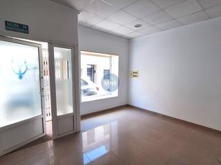 Lloguer Local Comercial  Isabel ´la católica´. Local con salida de humos en alquiler en lolleria