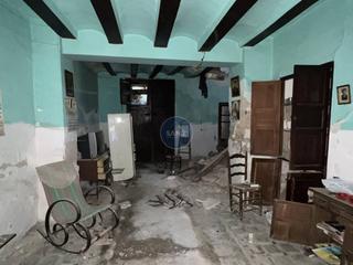 Haus  Batle. Casa para reformar en venta en lolleria