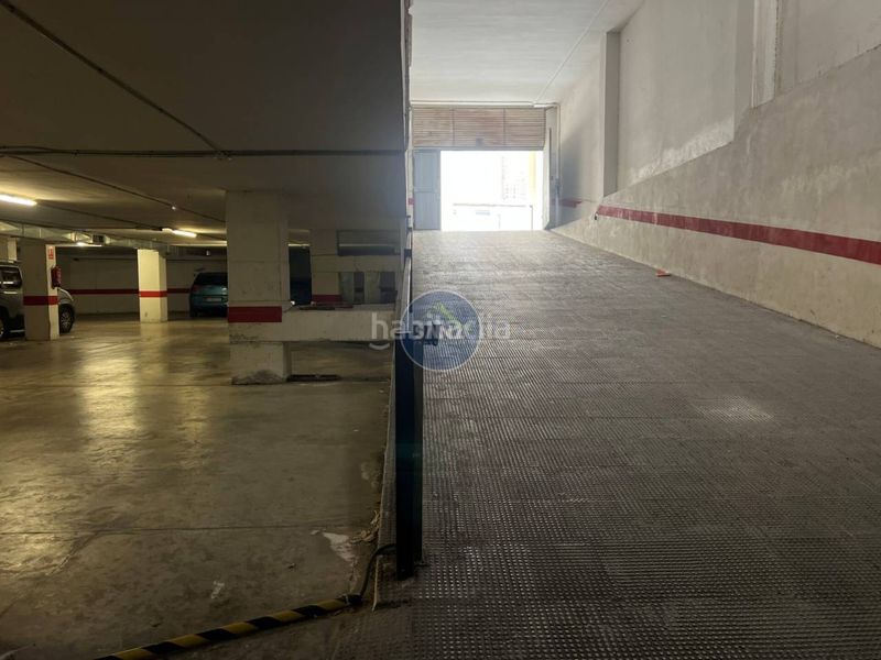 Foto 06e10b15-6b0f-492f-868b-4d9f17eece9c. Aparcament cotxe a Olleria (l´)