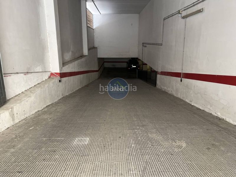 Foto 2ba93c33-78fa-4892-a0c6-4951c64d8dc7. Aparcament cotxe a Olleria (l´)