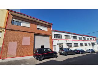 Nau industrial  Calle valencia. Nave en agullent