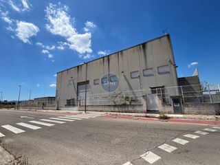 Lloguer Nau industrial  Calle tapissers. Nave en alquiler con 10 muelles de carga en la pobla llarga