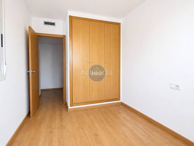 Foto df359337-86d2-4eef-8dfc-9fa33796079f. Pis amb aparcament a Olleria (l´)