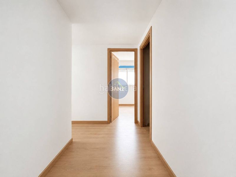 Foto 9973e3c6-ff72-4154-b5e9-c9fc7644436a. Pis amb aparcament a Olleria (l´)