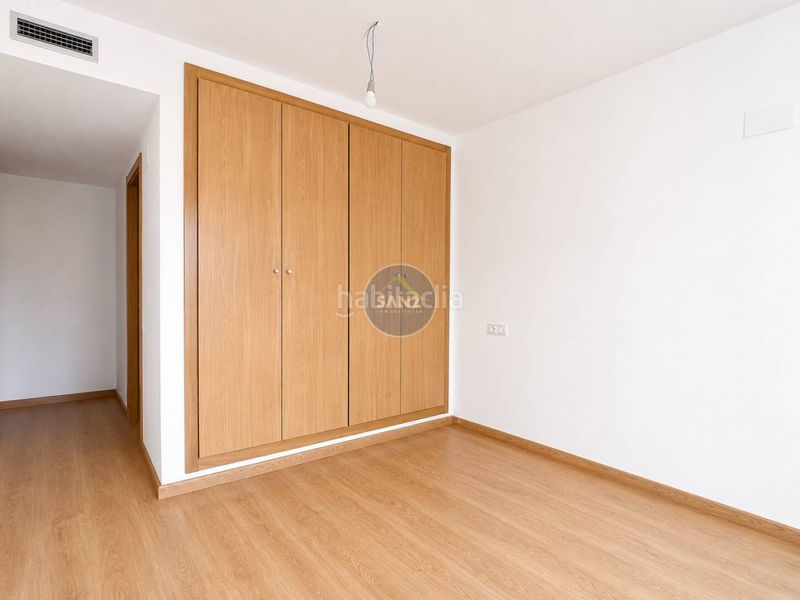 Foto f4418386-44cb-4bbb-a6c3-18a173db67c0. Pis amb aparcament a Olleria (l´)