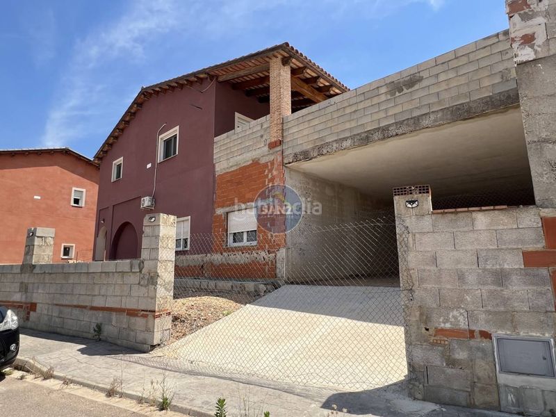 Foto 1f2cddad-988b-499e-a7a7-e20ec80950ba. Xalet amb aparcament piscina a Énova (l´)