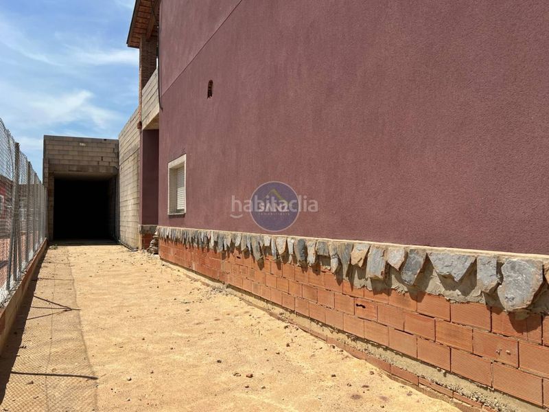Foto e91ad58f-e775-43a8-9c82-13c6d45c41e7. Xalet amb aparcament piscina a Énova (l´)