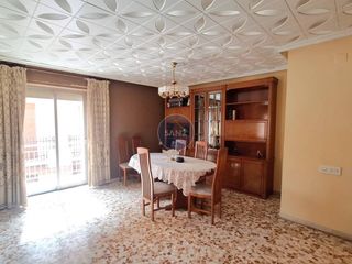 Etagenwohnung  Calle sant llorenç. Piso grande a la venta en aielo de malferit