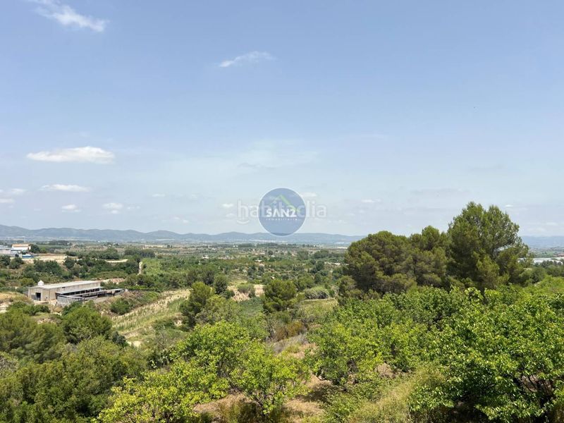 Foto c0ccaf1f-2490-46b0-9d3e-11f17c5bfa2e. Xalet amb aparcament piscina a Agullent