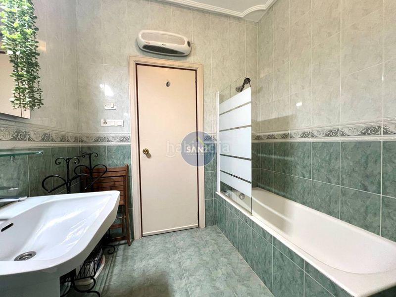 Foto e4174fff-7744-4508-9b6f-ce28d695dd86. Xalet amb aparcament piscina a Agullent