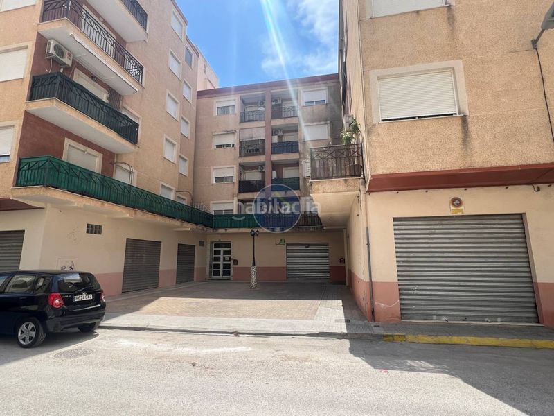 Foto 442e5cd9-e2fd-4eff-828b-cae41b151bc3. Local comercial a Olleria (l´)
