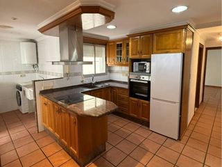 Miete Etagenwohnung  Calle sant llorenç. Piso en alquiler en aielo de malferit