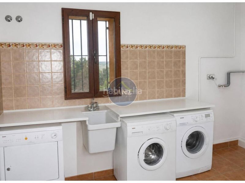 Foto ee2ff05f-d424-4936-b06a-37a623642cd7. Chalet  a la venta en Bufali