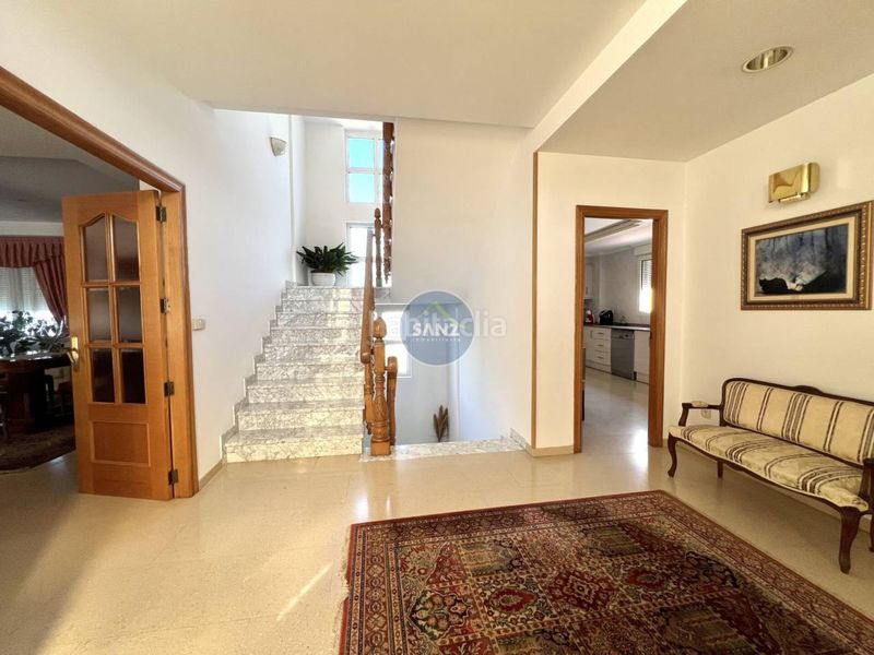 Foto 4393faa5-cf3d-4334-8f35-d14095f043bb. Casa amb calefacció aparcament piscina a Olleria (l´)