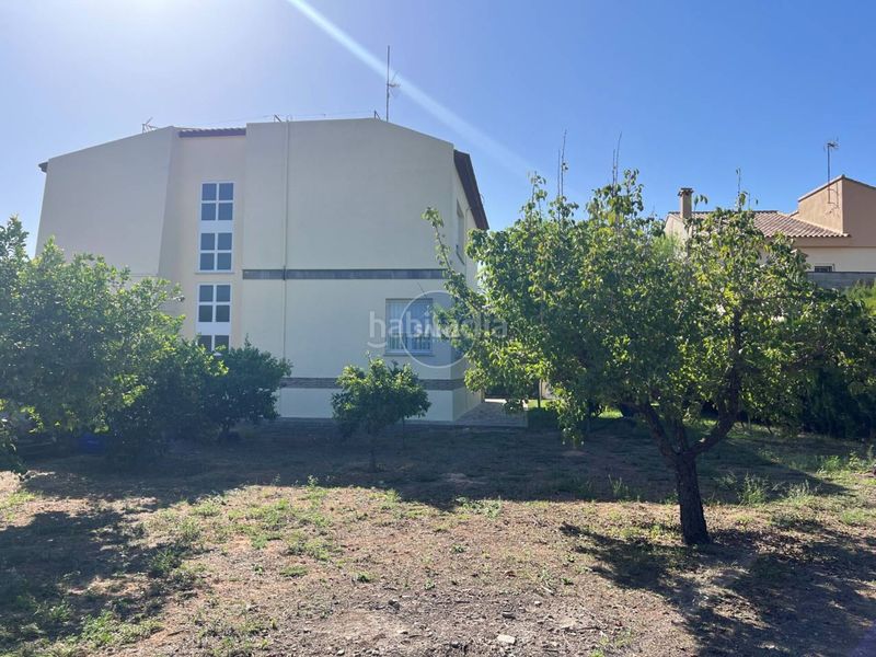 Foto c48e60fb-8297-4f6f-b94a-2163b8d7fcf5. Casa amb calefacció aparcament piscina a Olleria (l´)
