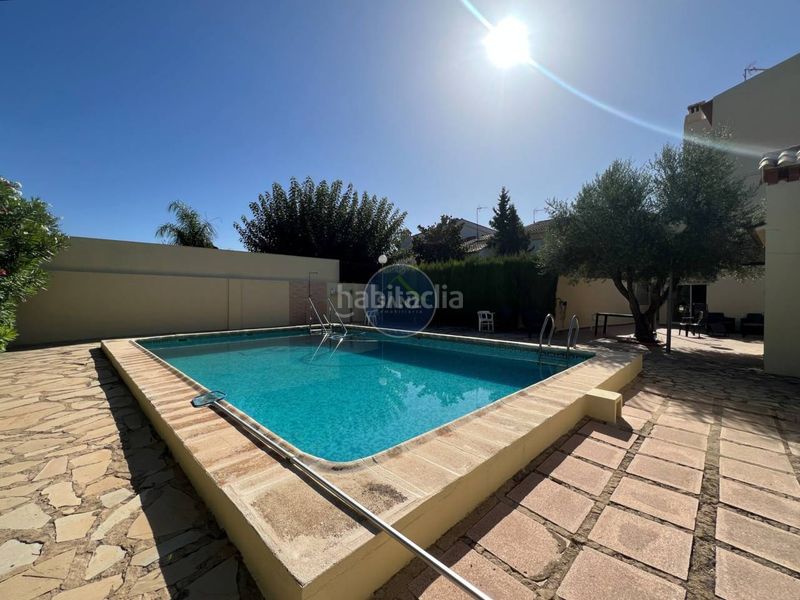 Foto f126c9ef-a20b-473b-812e-78c3b18fab5b. Casa amb calefacció aparcament piscina a Olleria (l´)