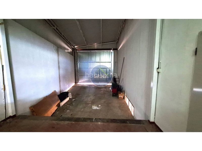 Foto e4017ef8-e39d-4391-a002-3711c098267b. Location local commercial dans Olleria (l´)