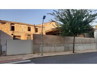 Terreny residencial  Font vella. Solar amplio para construir casa con jardin