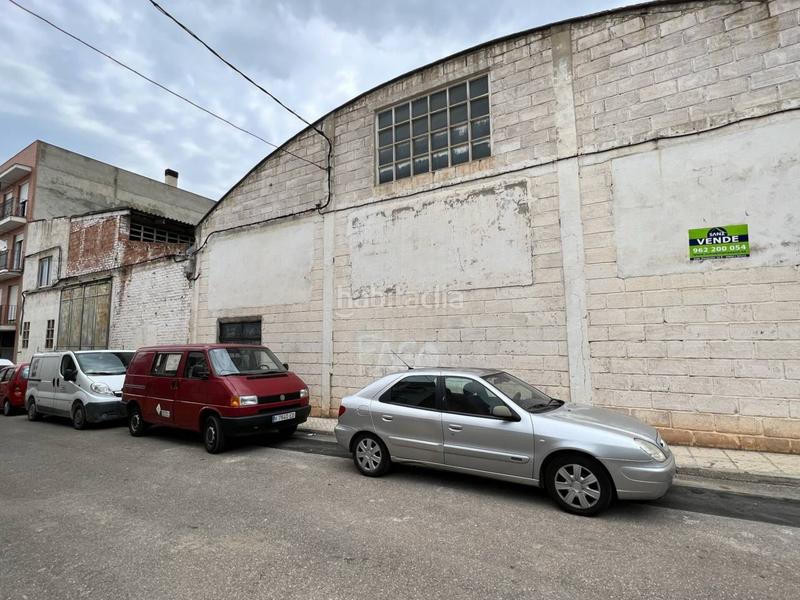 Foto 00edb6bb-cb53-47c5-aaba-d17639cdee19. Nave industrial  en venta en Vallada