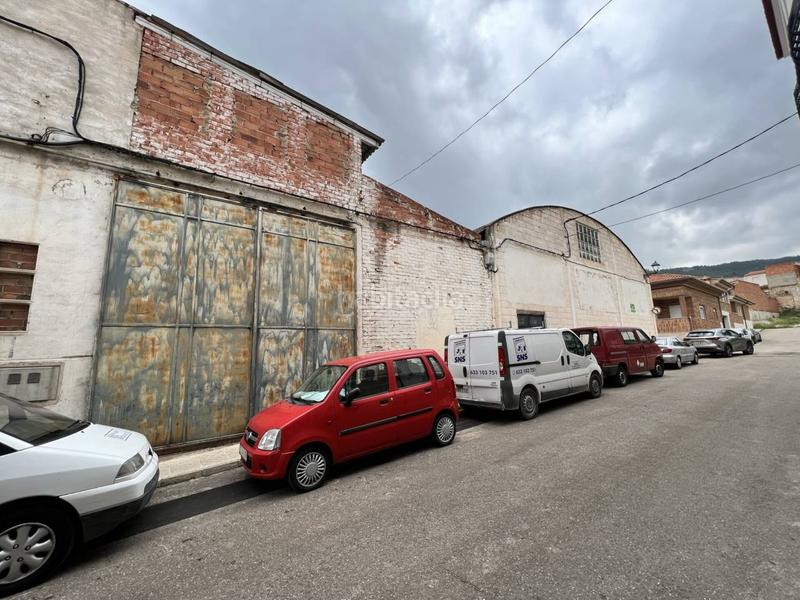 Foto 57444db0-84a9-45d5-b1dc-ab8a41cf59a6. Nave industrial  en venta en Vallada