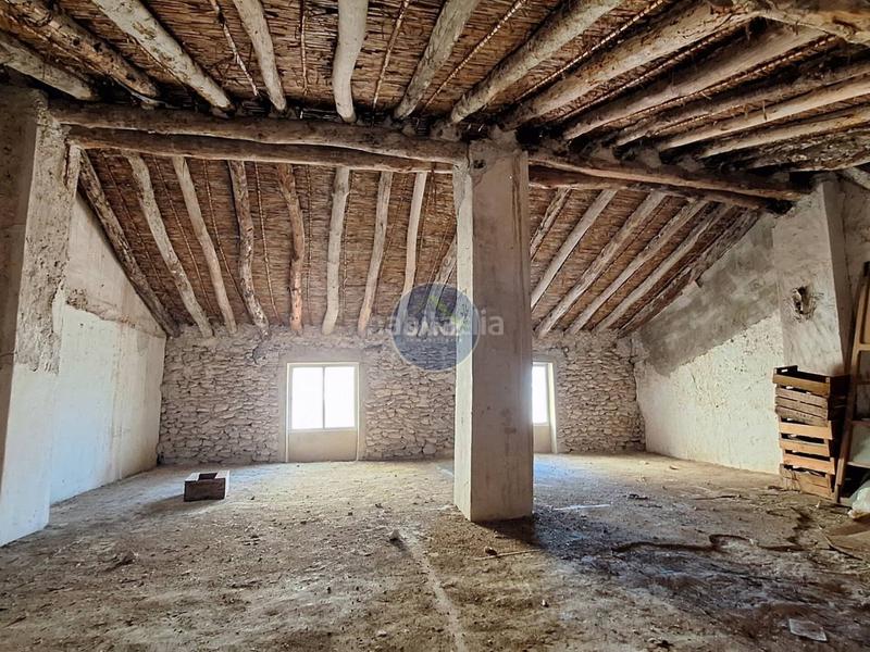 Foto 2f452ad0-bbd0-4df4-99ce-3c67681618eb. Casa a Sempere