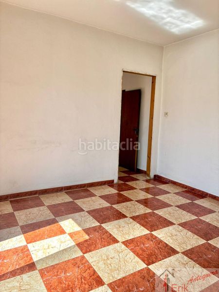 Foto e4783206-92a1-4bd0-84dc-453420285834. Casa adossada a Centro Antequera