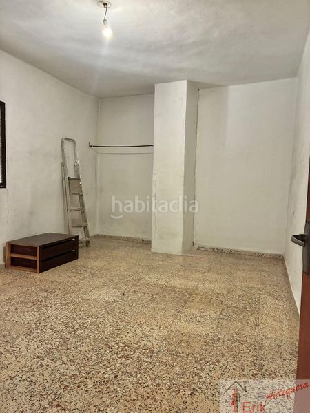 Foto e814faec-5cd0-4d00-998b-baea1b5f0c05. Casa adossada a Centro Antequera