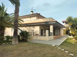 Xalet a Calle florencia 50. Chalet espectacular elda